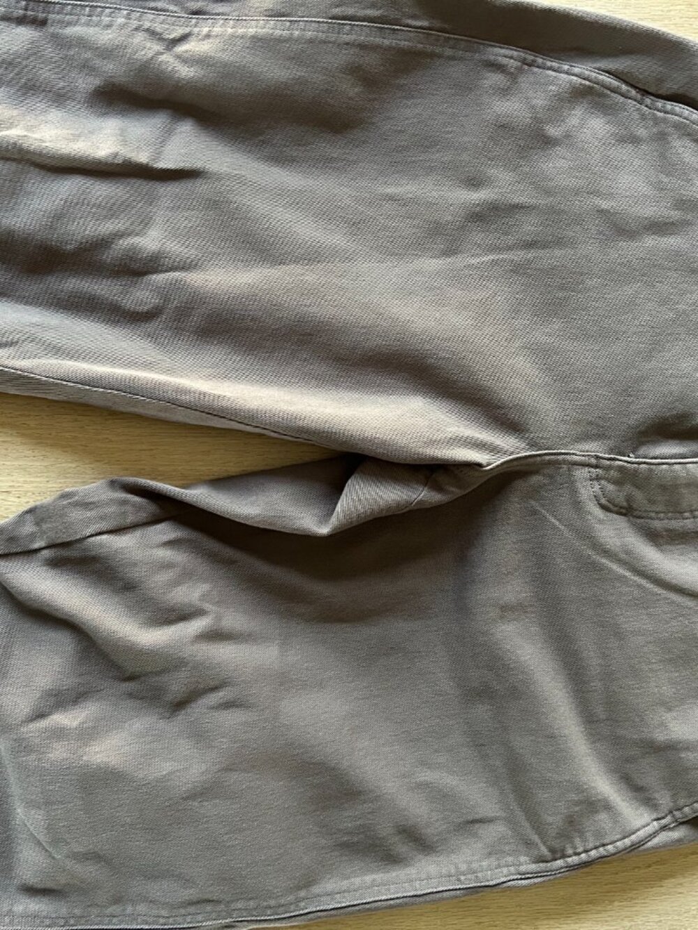 Everlane Women's Utility Barrel Pant in Taupe, Size 14, Cotton/Twill - Picture 4 of 7